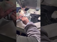 Máy may máy tính gắn đệm vai vào lỗ tay và cắt cạnh